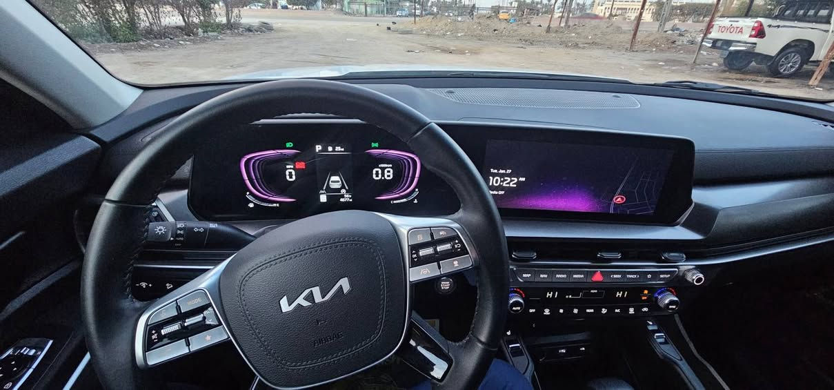 كيا تيلورايد 2025  فئة s
رقم مثنى شهداء

 ماشية 5000ميل فقط

 زيرو بحالة الوكالة. سلندر 6 . حجم المحرك 3800 
فتحة سقف
بصمة.تشغيل عن بعد. كشنات تدفئة 
تحديد مسار. تحكمات ستيرن
نضام ابل كاربلاي. اندوريد اوتو
كشنات جلد  vip
عدسات زينون. شاشة متصلة
مانع تصادم امامي/خلفي/جانبي
اوتو هولد. اوتو ستوب
اشاير بل مري. لايتات امامي خلفي LED

جنطة كهرباء. إغلاق ذكي. 7 راكب كشنات فصل
للأستفسار اتصال

***********
