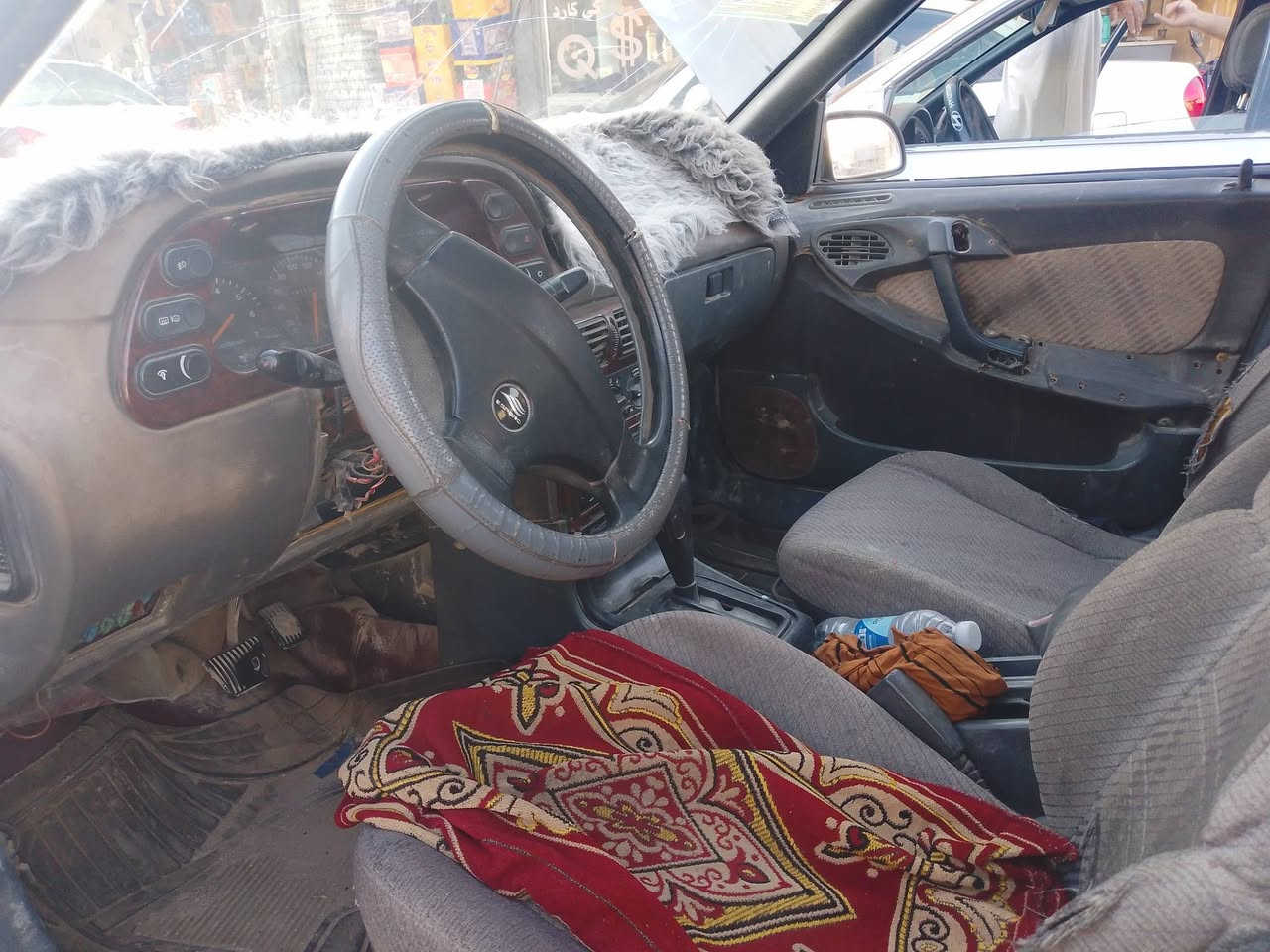 سلام عليكم دايو اسبروو للبيع كير اوتماتيك محرك مكفولات صدر جديد كهربائيات شغاله سنويه لل 30تحويل مباشر سعر 17بيها مجال ***********
