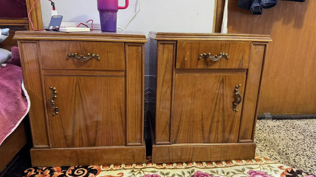 غرفة نوم أخت الجديدة مكان البياع الشرطة الخامسة سعرها 700وبيها مجال ***********
