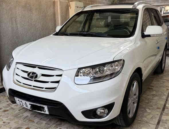 ( سنتافيه 2011 ) اني مكلف بل نشر رقم صاحبه او اتصل
(فول 1 علا 1  )
مكفوله من ضربه وصبغ مكفوله كفاله عامه 
 جديده لوك  نضيفه مال بيت بسمي 
ماشيه 82 الف حقيقي سياره بلاديه 
(مواصفات ) فول 1/1
(بصمه )
(فتحه)
(يده نيكل) 
(حساس خلفيً ) شاشه اصليه 
(كامره خلفي) دبل ايرباك
(فور ويل دفع رباعي)
7 راكب 3 قطع تبريد )
6 سلندر محرك 3500)
(تحكم ستيرن جهتين )
(مرى شفط ) 
(تبريد جكمجه) 
(كرسي كهرباء )
  شراي يتصل او يدلل
مكاني  بغداد    رقم ***********
