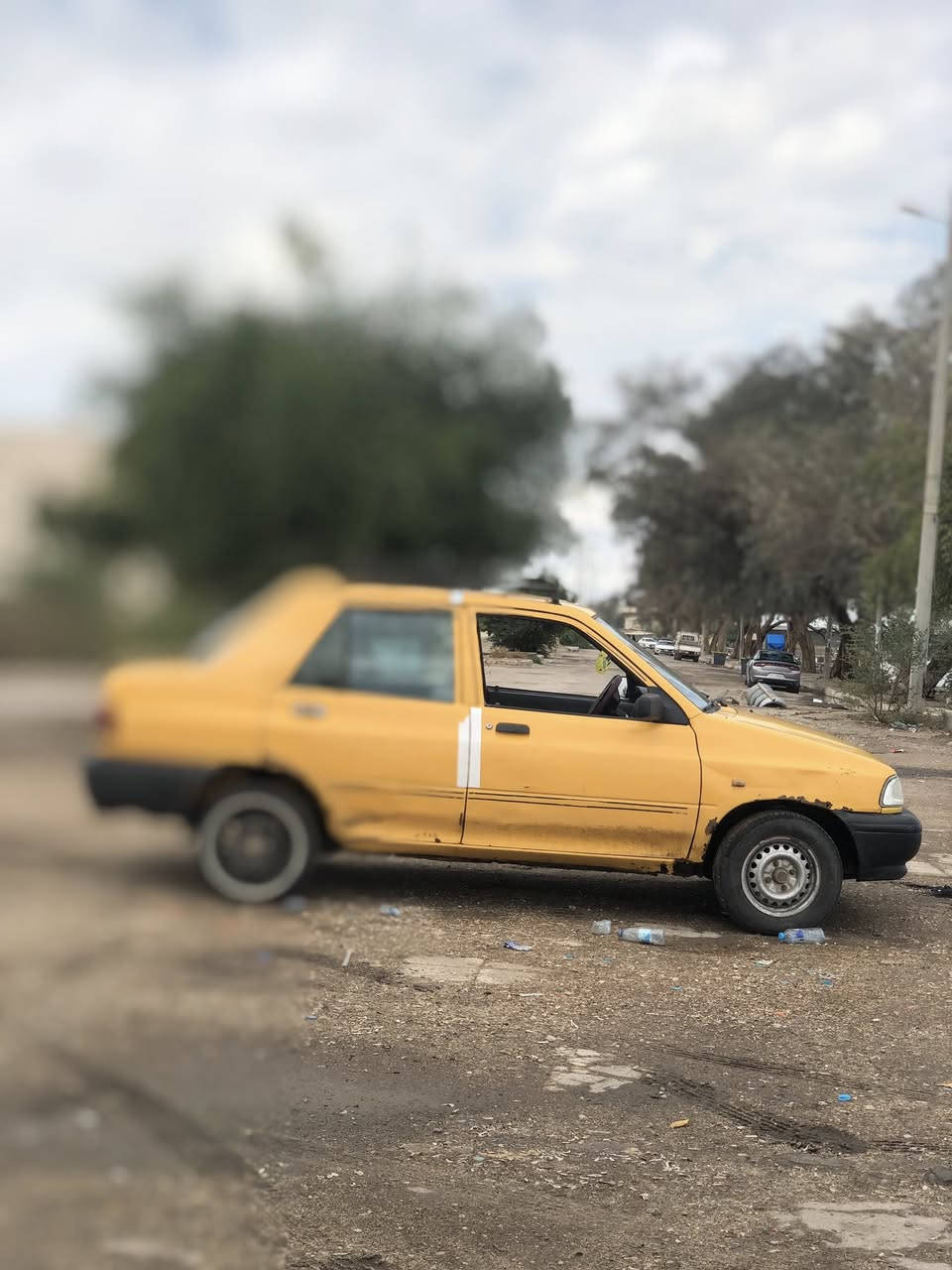 سايبه للبيع رقم بصرة مديل 2017 السنوية تنتهي بل 2027
مكينه وكير خير من الله  حداديه وتخم تاير كلشي مابيها كهربائيات شغالة مسجل ابلوتوث الدواخل وغرفتها حلوه ومرتبه  راعيها موجود سنويتها ضايعة بس عندي بيها عائدية ملكية مصفرة هئية وغرامات والسيارة خير من الله رايدها 25 ورقه وبيها مجال حك الجيه مكانها بصره وهذ الرقم للتواصل ***********
