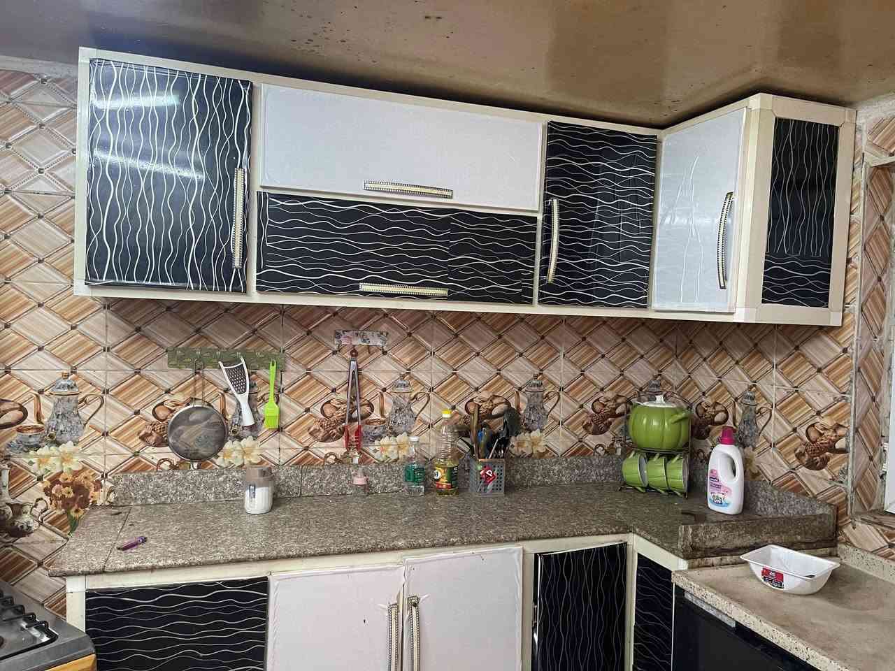 كاونتر مستخدم للبيع الشعيبه دور المصفى نظيف جدا تفصال ب٥٠٠ وبي مجال قليل ***********
