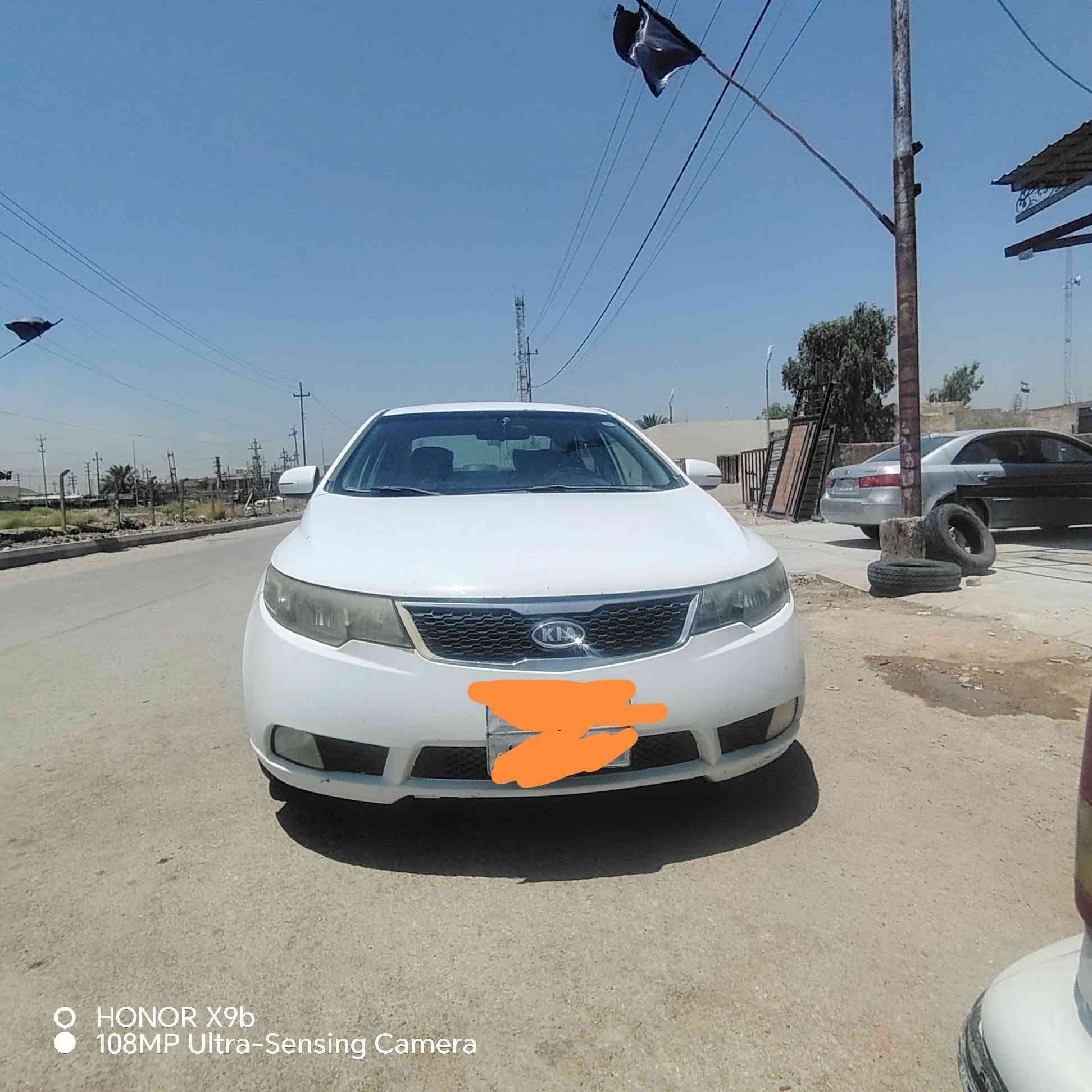 سلام عليكم سيراتو ٢٠١١ اربيلي بيه بابين السايق وبيه صبغ شبر بين البابين العبري
السعر 90ورقه وبه مجال
***********
