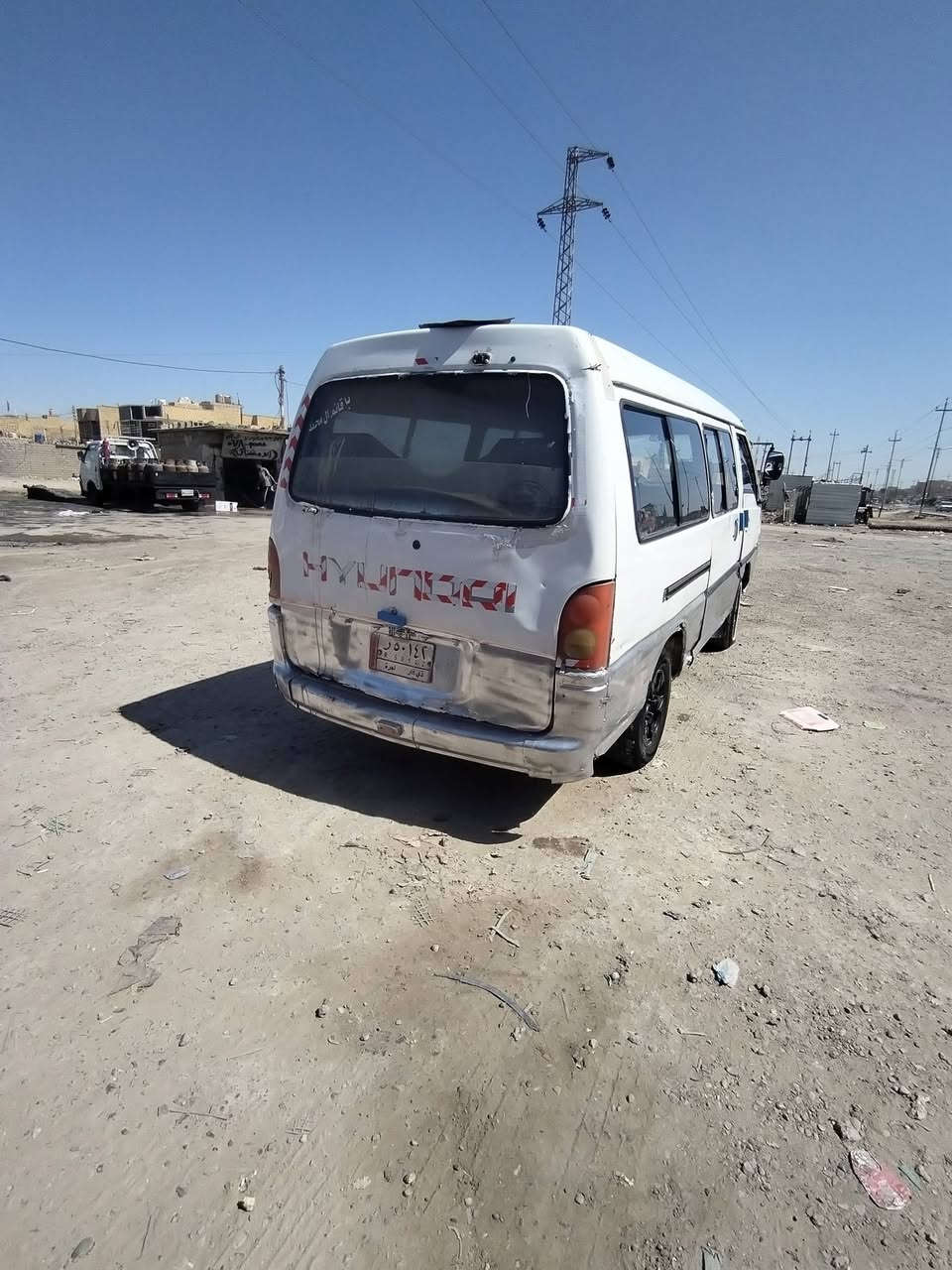 السلام عليكم سياره هونداي للبيع او للمراوس مكينه ونجي اوتوماتيك مكينه 6 نضيفه وناعمه واكسن نضيف وكشرها مثل ما بين بل صور سعرها 17 بيها مجال شراي يتصل وبي خير ويدلل مكاني ناصريه  ***********
