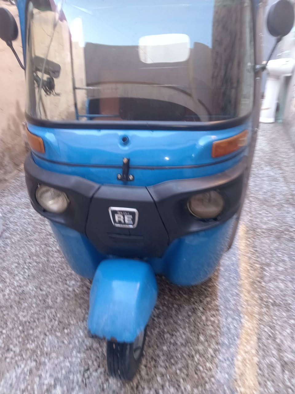 تكتك ٢٠ للبيع مصبوغه عام للاستفسار ***********
