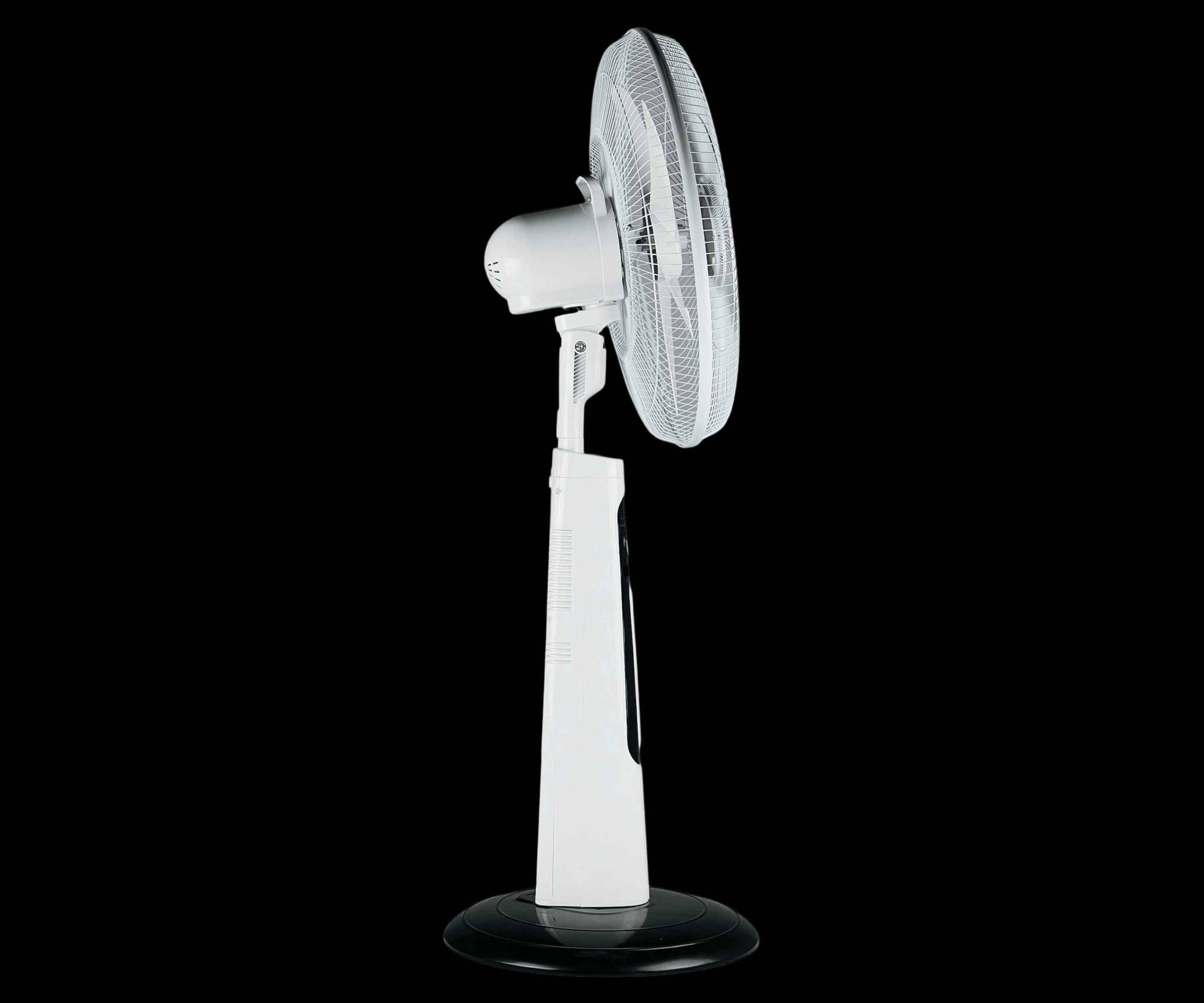 مروحة عمودية 18 انج شحن من امبليوم

المميزات:

9 سرعات للتشغيل

القياس: 18 بوصة

راس دوار مع طول قابل للتعديل

ريموت للتحكم عن بعد

20 ضوء LED ليلي

مؤقت 50 دقيقة يمكن التحكم به لاطفاء المروحة بشكل تلقائي

منفذ شحن USB

راس دوار مع طول قابل للتعديل

ضمان لمدة سنة من تاريخ الشراء

مدة الشحن: 12- 15 ساعة

مدة الاستخدام للمصباح: 30-100 ساعة

مدة الاستخدام للمروحة عند السرعة المنخفظة 20 ساعة و 4.5 ساعة عند السرعة المرتفعة

مصباحين: 12v

الطاقة: 80  واط

رقم الموديل: EM CF-3

طول سلك الكهرباء: 150 سم

طول سلك المصباح: 280 سم

أبعاد الغلاف: الارتفاع: 63 سم الطول: 13 سم العرض: 64 سم

أبعاد المنتج: الارتفاع: 105 - 135 سم القطر: 38 سم

الملاحظات:

تعمل المصابيح مع شحن المروحة ويمكن استخدامهم عند انقطاع التيار الكهربائي
***********
What app أربيل, العراق
