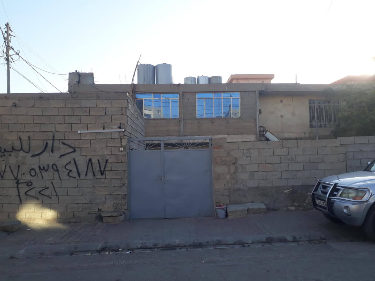دار للبيع
صرف طاپو
مسحه 221م 
واجيهه ركن
عنوان رحيم اوه مقابل مدرسه 
رقم هاتف ***********
