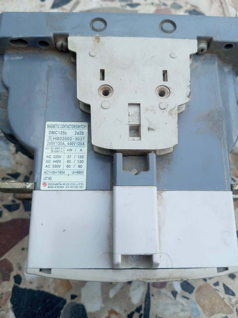 كونديكترات عدد اربعه للبيع كوريات اصليه***********
