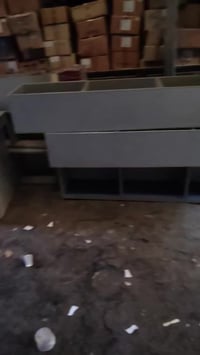 رفوف كوزمتك • شورجة بغداد • نظيفات