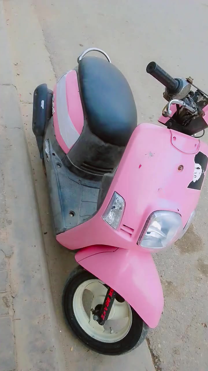 السلام عليكم دراجه 120 بوليس دراجه نظيفه دراجه مفتوحه سلف ويندو مكان بغداد العبيدي رقم الهاتف *********** سعر 600 وبيها مجال
