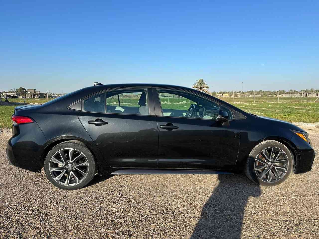 السلام عليكم 
للبيع كورلا موديل ٢٣ SE وارد امريكي 
محرك ٢٠٠٠ 
سودة داخل لونين 
ماشية ١٠٠ الف كيلو 
مواصفاتها تحديد مسار , قيادة ذاتية , اوتو هولد ، هاند بريك بصمة ، شاشة تدعم كار بلي 
رقم بغداد تحويل مباشر 
السيارة جديدة وجاهزة مابيها اي نقص

حادثها جاملغ مبدل نفس اللون بلادي من الشركة 
وحافة الباب بيها بارد 
السيارة بدون صبغ وبدون ايرباك 
صور الحادث موجودة 

السعر ١٤٨ وبيها مجال 
مكان السيارة ببغداد 
رقم التليفون 
 *********** واتس اب او رصيد
