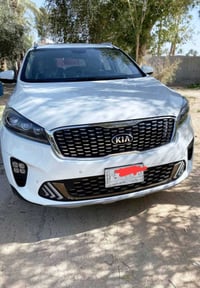 سورنتو ٢٠٢٠ • ٦ سلندر • رقم بغداد