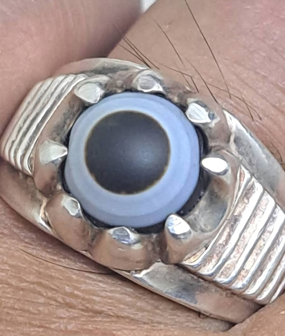 عقيق جزع عين بقرية  ١٠٠ الف دينار بدون مراوس بيع فقط


**إذا كنت صاحب هذا الإعلان وتريد حذفه لأي سبب، رجاءا أرسل رسالة إلى الدعم الفني**