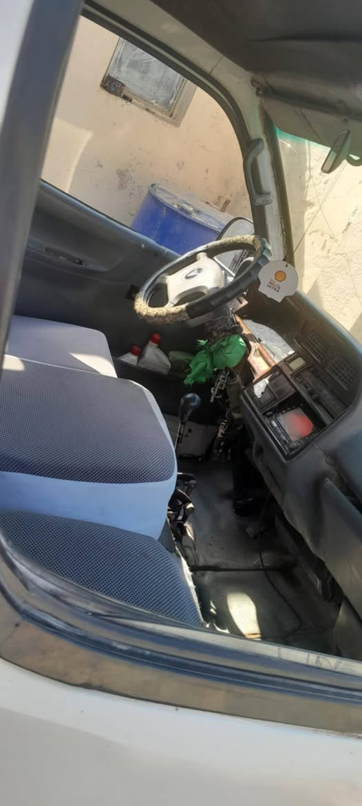 السلام عليكم فتون موديل 2009 كير محرك أكسل صدر تخم تاير مكفولات السيارة عليها غرامات وهيئه 800 رقم بغداد احمر السعر 35 وكلها عليه أو تريد انزل وصير عليك اتصل وتدلل الموقع صلاح الدين الدجيل  ***********
