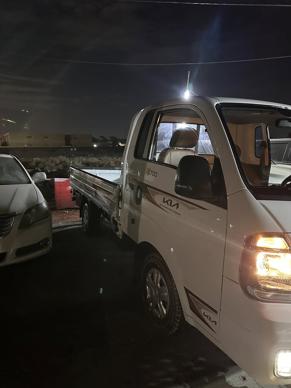 سلام عليكم
سياره حمل للبيع 
مديل 2024
ماشيه 15000الف 
رقم بغداد بسمي 
البدي ما مغلف
مكان السياره بغداد 
***********
