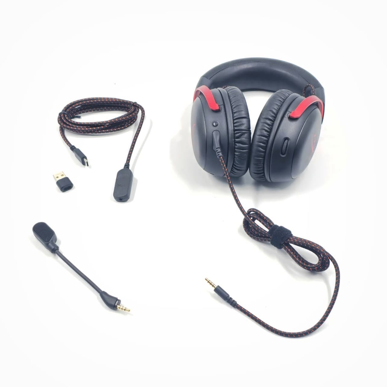 السعر : - 80 الف
كاملة الملحقات.
.Hyperx Cloud 3 - : الاسم -
USB Type-C & USB7.1 & AUX STEREO - : المدخل -
Xbox One & Xbox Series X/S & PC & - : الاستخدامات
PS4 & PS5 & MAC & Nintendo Switch & Mobile &
•Ipad
- ملاحظة : - فقط لاصق علبة السماعة مفتوحة (open box)
لكن السماعة وملحقاتها جديدة  .


**إذا كنت صاحب هذا الإعلان وتريد حذفه لأي سبب، رجاءا أرسل رسالة إلى الدعم الفني**