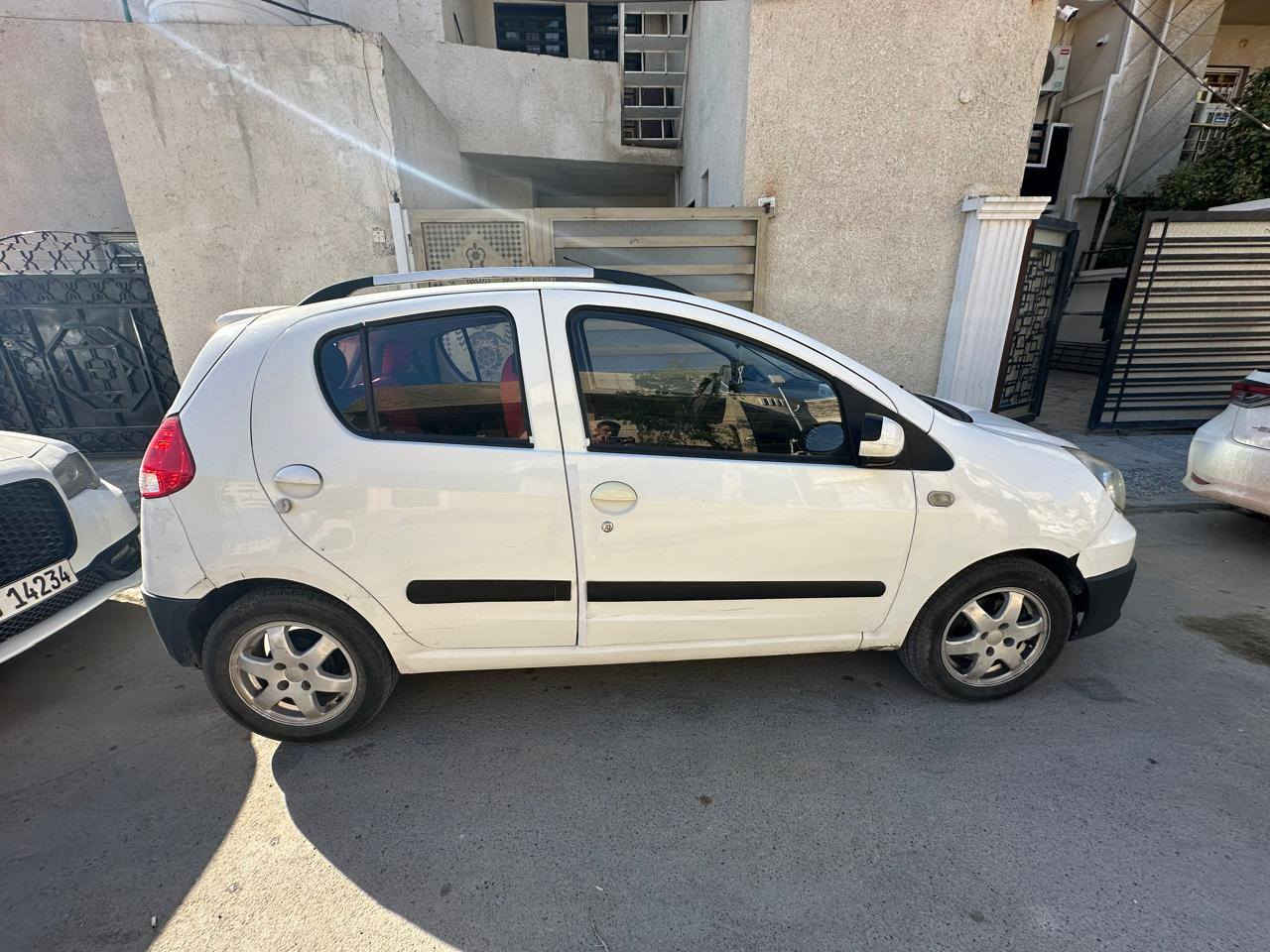 السلام عليكم
باندا كروز مديل ٢٠١٣ السيارة خير من الله نظيفه ومرتبه تبريد شغال رقم بغداد انكليزي سنويه بأسمي بيه سونار والهزة جديده تحويل مباشر كير عادي يعني انسى العطلات
مكاني بغداد حي الجهاد
رقمي :***********
