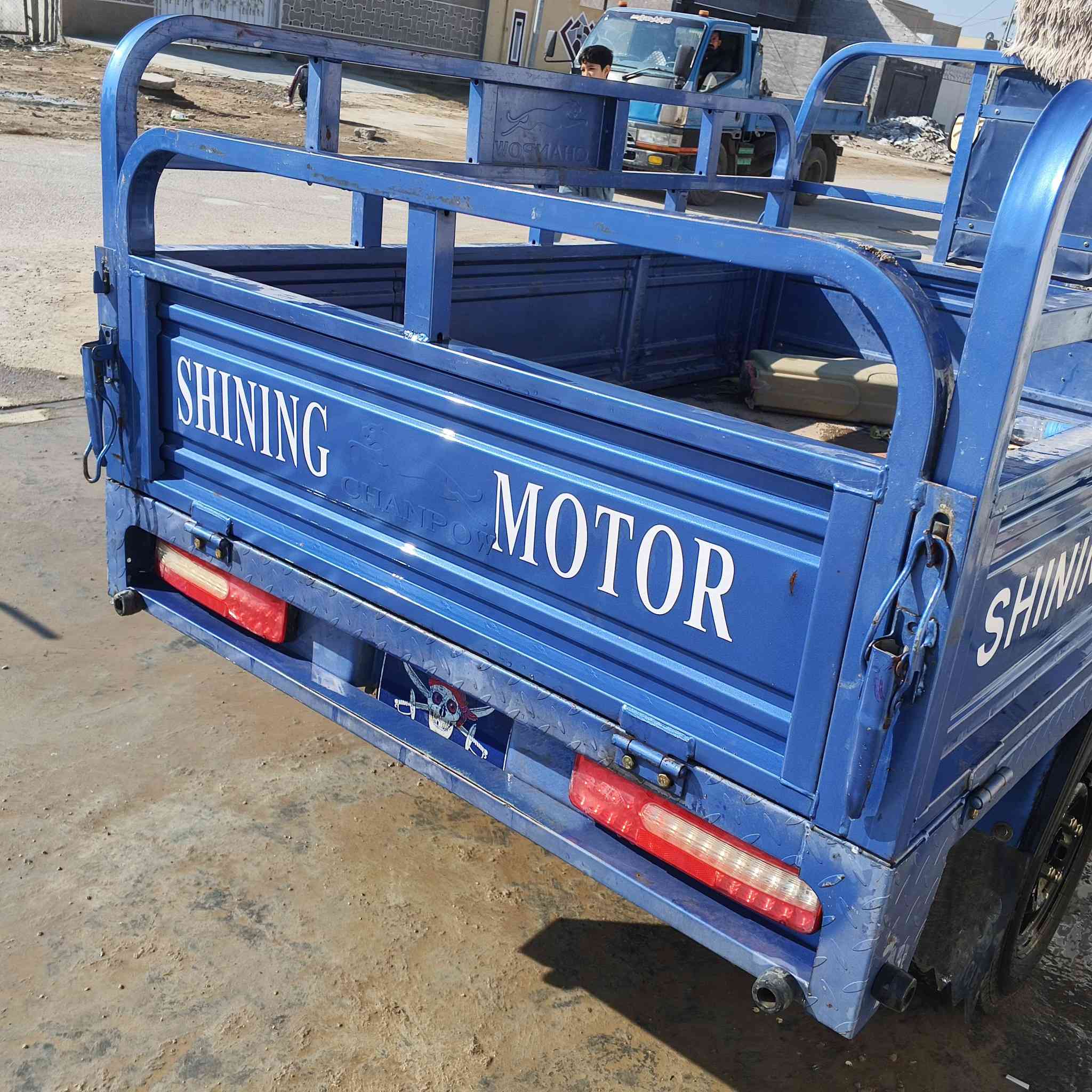 ستوتة لبيع
موديل 2023 فحل 
ستفسار *********** او خاص 
اوراق كاملة 
سعر 1900 بيها مجال
