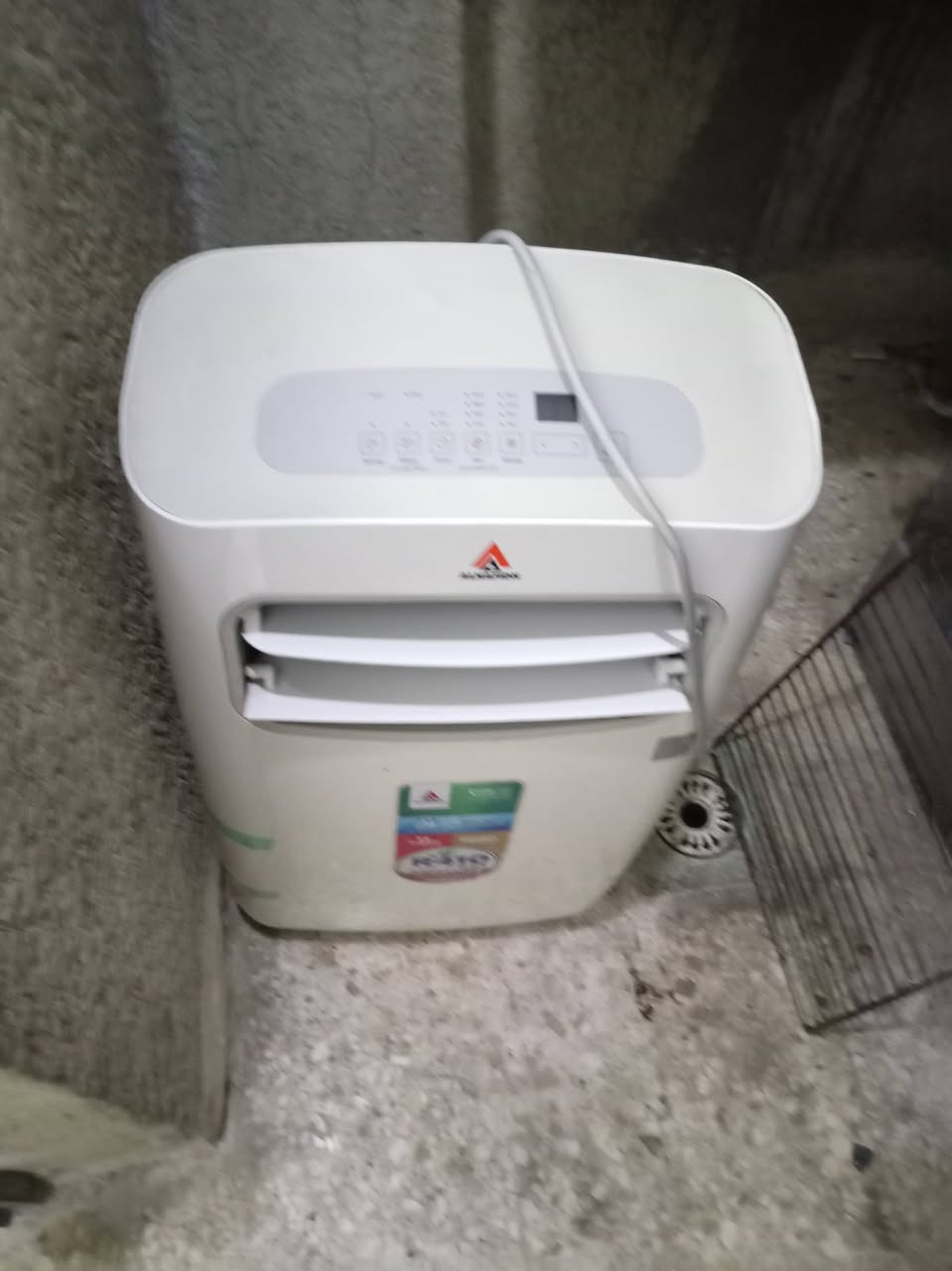 أغراض للبيع
سبلت واحد طن
سبلت ثلاث ارباع الطن ارضي ابو غرطوم اقتصادي
مبرده وصط ٣ونص
دوشك نفرين


**إذا كنت صاحب هذا الإعلان وتريد حذفه لأي سبب، رجاءا أرسل رسالة إلى الدعم الفني**