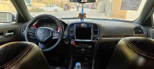 السلام عليكم اوباما 2017 مواصفات S معروفه كفاله عامه ماشيه 82 مايل بيه ملاحظات جدأ بسيطه وارد كندي وكاله هارلم السياره  بلاديه جديده جدأ مال جناي احلى من الصور الله شاهد تجي وأشوف بعينك الفرشات الاصليه بالجنطه جديده مكان السياره بغداد السعر 280 وبيهه مجال للطيبين متعجبك السياره اترك اثر طيب والله يرزق الجميع السياره باسمي تحويل مباشر رقم دهوك الجديد
للاتصال ***********
