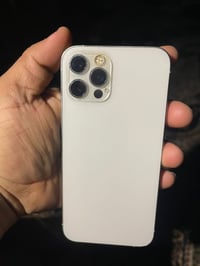 آيفون ١٢ برو • بطاريه ٨٠ • ما مفتوح