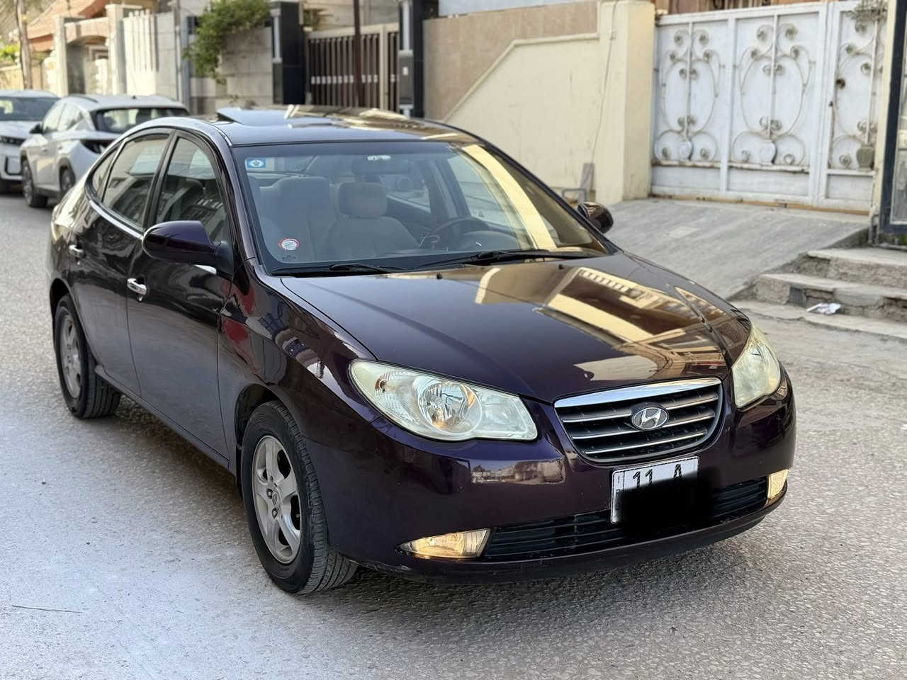 السلام عليكم النترا  موديل 2009 خليجي  بيها قطعتين صبغ بدون دواخل لون كرزي 🍒 فول مواصفات  محرك 2000 دوش فتحه ماشيه 100  رقم بغداد انكليزي بأسمي  سعرها 105 وبيها مجال ***********
