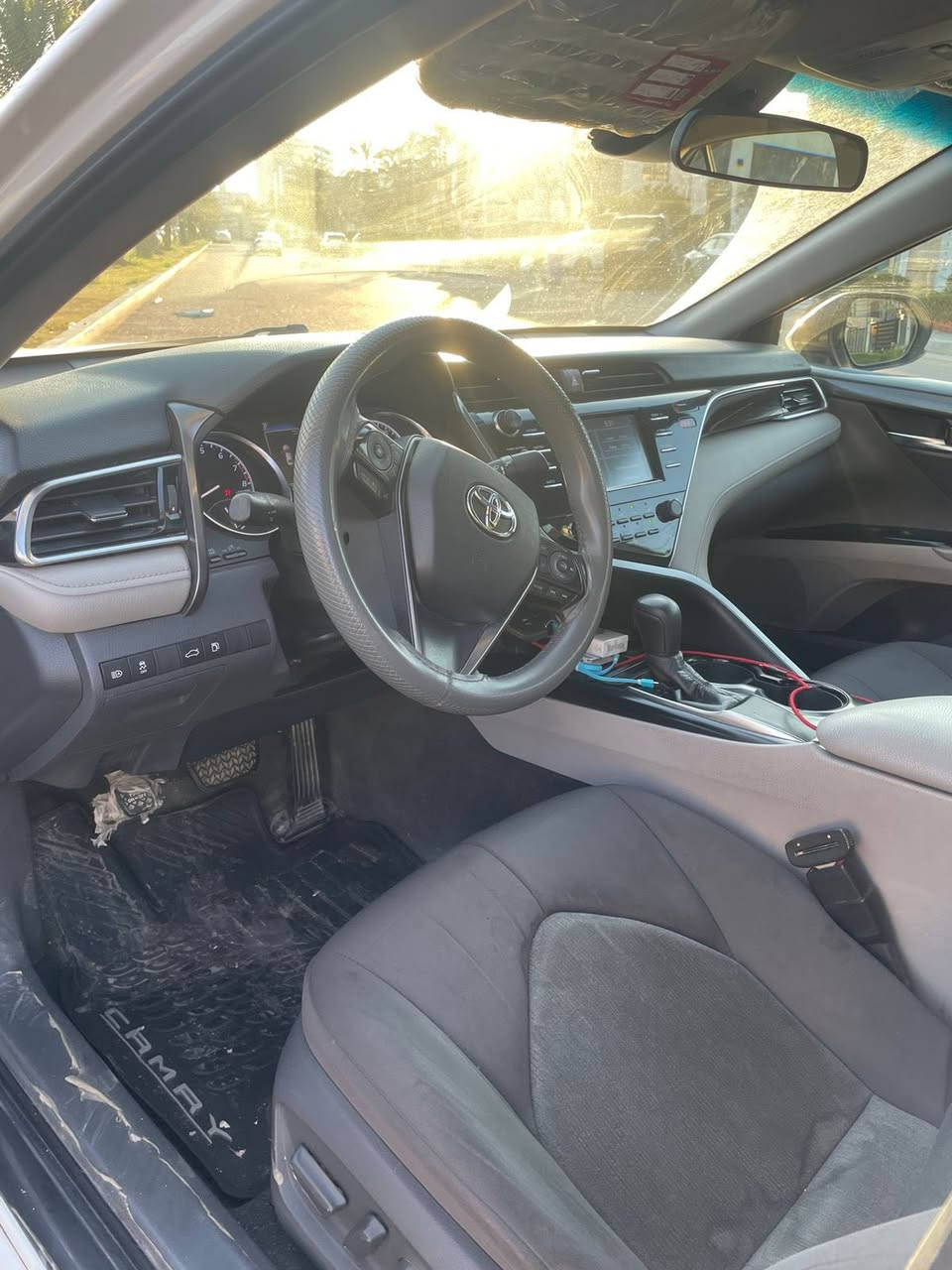 سلام عليكم للبيع فقط بدون مراوس 
تيوتا كامري 
موديل 2018 
وارد امريكي حادثها سرقه دعاميه ورادار 
بالعراق صار بيها حادث بالبنيد تبدل وانصبغ وانصبغت ويا جاملغات اماميه توحيد لون 
وصور الحادث موجوده 
بدون دواخل بدون ايرباك فقط البرده 
ماشيه 100 الف 
مواصفات LE 
✅شاشه 
✅تحكمات 
✅عداد دجتل 
✅كامره 
✅رادارات 
وباقي المواصفات العاديه 

مكانها بغداد سيديه 📍

السعر 165 ورقه وبيها مجال للشراي 

للاتصال ***********
