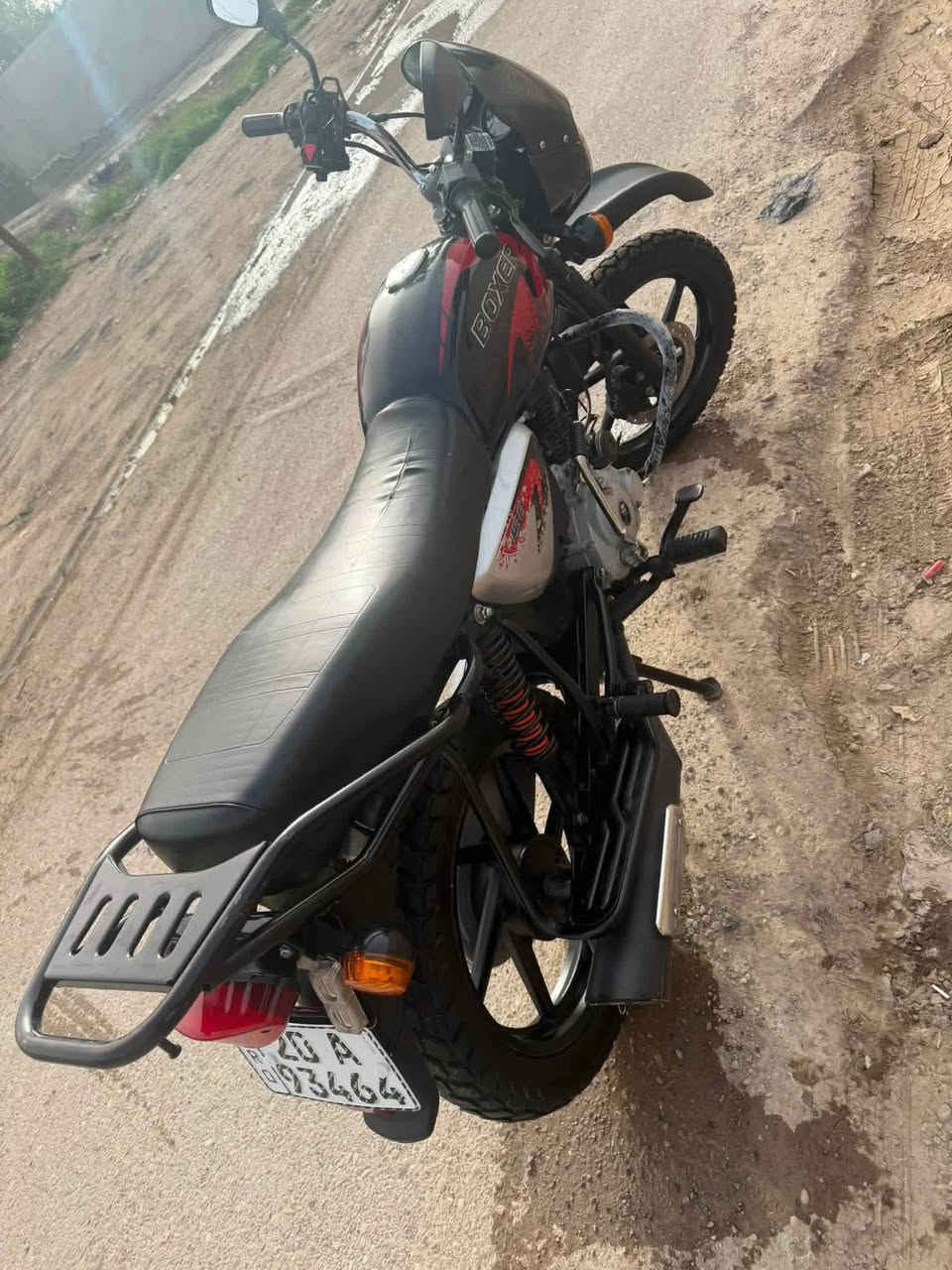 بوكسر. مكفول كفاله عامه من كلشي
مرقمة انكليزي لوحتين. العنوان بعقوبة 

***********
