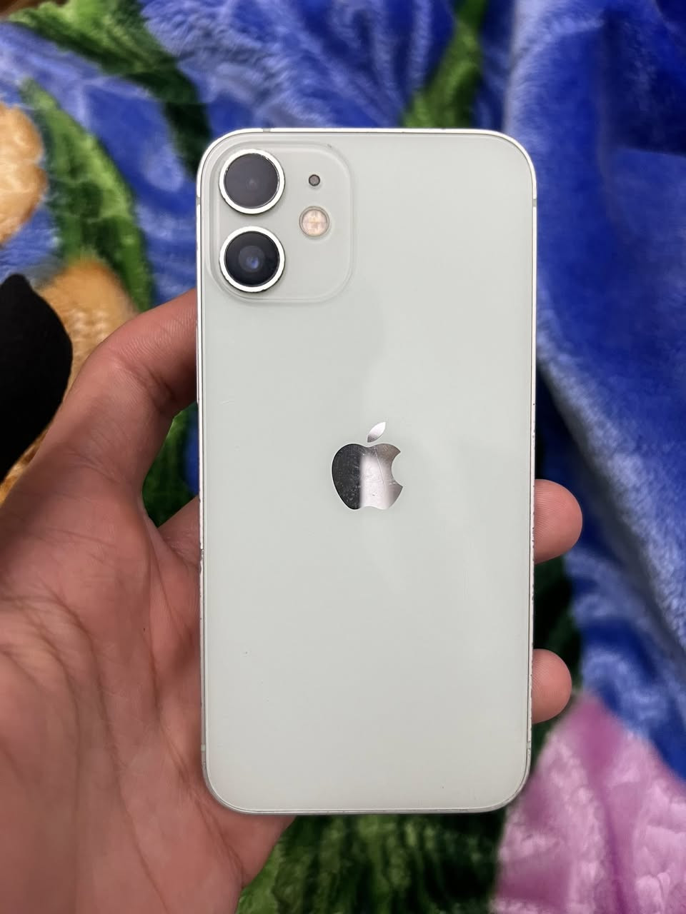 ايفون 13 برو ماكس
: ذاكرة 256 : بطارية 86 بلادي

ايفون 12 ميني 
: ذاكرة 128 بطاريه 70 

للمراوس  ثنينهم ب 14 برو ماكس او بيع 
العنوان تكريت القادسية


**إذا كنت صاحب هذا الإعلان وتريد حذفه لأي سبب، رجاءا أرسل رسالة إلى الدعم الفني**