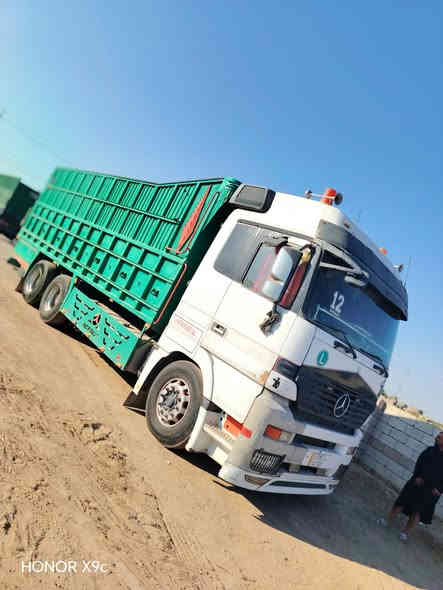 اللهم صل على محمد وال محمد كتروز البيع موديل 2001 صاصي 25 محرك 46 لا صرفيه لا باخار خير من الله سياره  سنويه 27 ال تنتهي راقم قادسيه  سعر خاص  ***********
