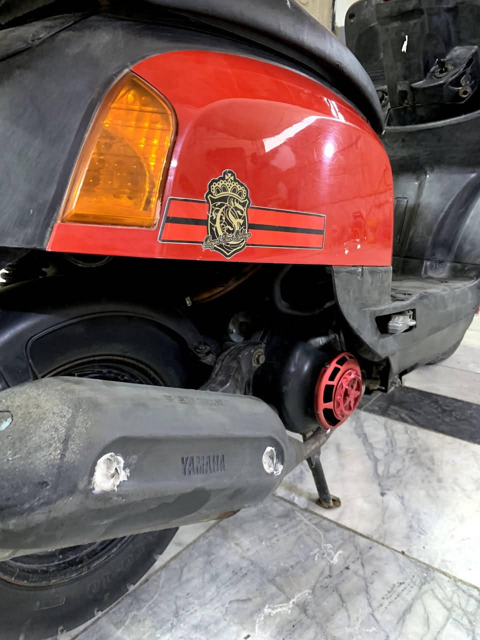 دراجه ماكس بوليسي للبيع دراجه حلوه ونضيفه كلشي شغال بيهه اشاير كلوب كدام بريكات عينه عندك بس السلف عطلان فقط مكينه مفتوحه مكينه خرسه ماينسمع صوت الهه مشيهه حلو دراجه كدام وجهك كامله سعرهه 600 وبيهه مجال حك الجيه لاتراسني وتكلي شنو بيهه كاتبلك كلشي مكاني بصره الحكيميه رقمي ***********
