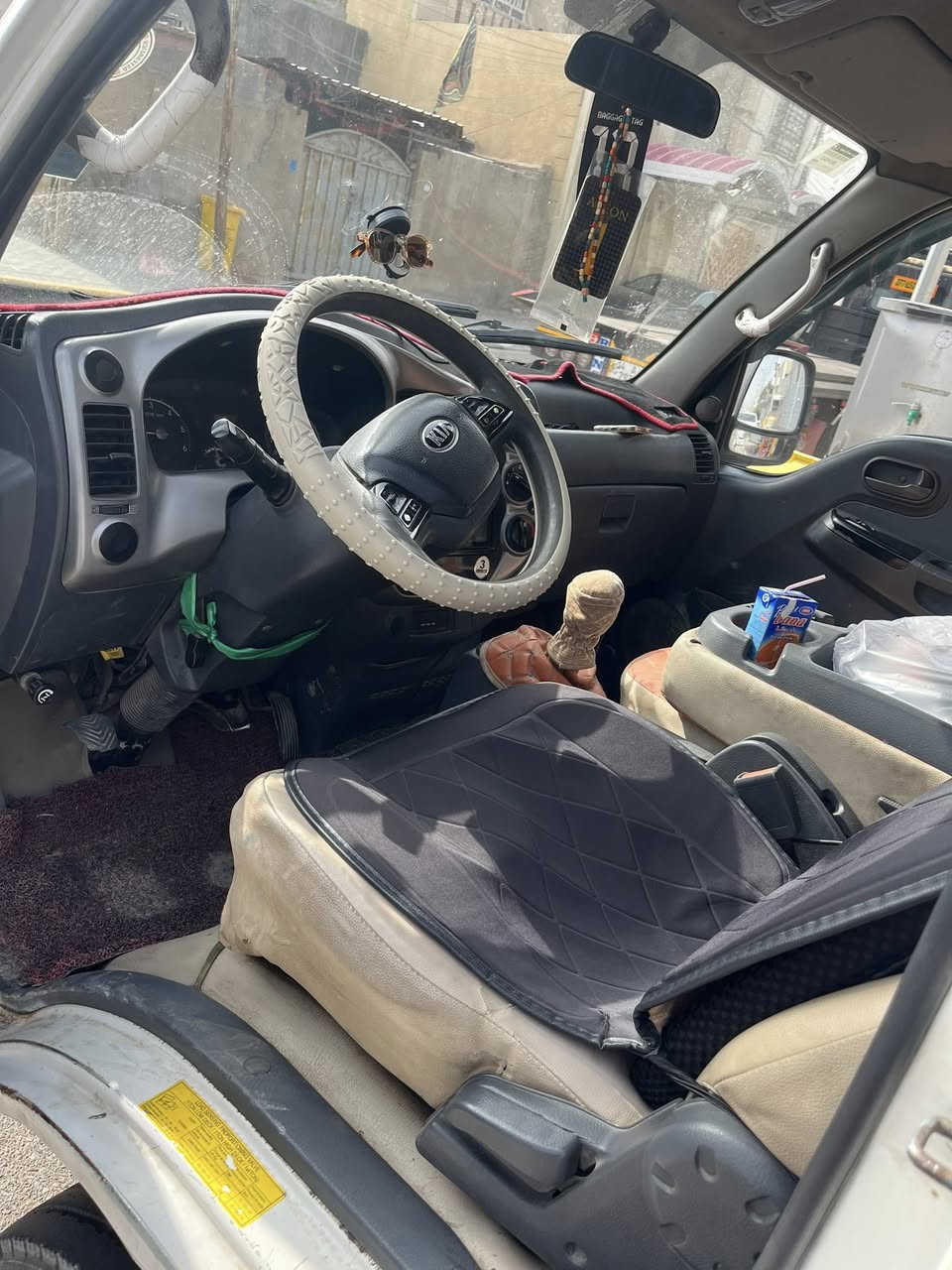 السلام وعليكم للبيع فحل 2014رقم بصره مكانه بصره مكفوله مكينه كير سياره ماذب عليه  كبل لشغل محوره ١٤تخم تاير حداديه كهربايات كله شغاله السعر ٩٠ وبيه مجال  رقم ***********
