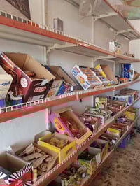 رفوف ٢٠ • رف أرضي ٤ طوابق • مكسور