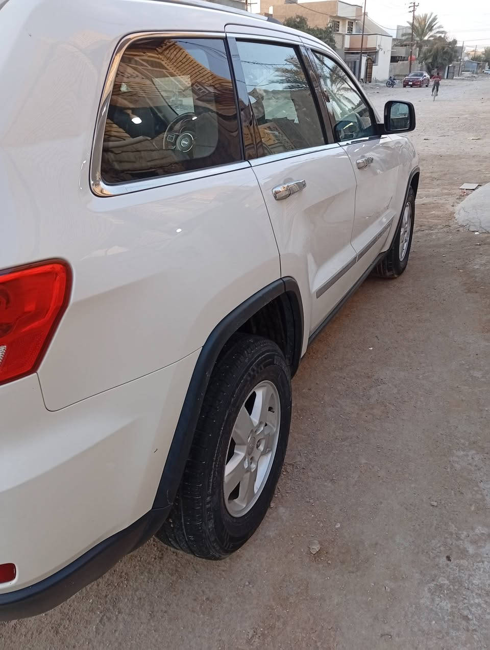 السلام عليكم جيب لاريدو موديل 12 كلين بدون ظرر سته سلندر تحكم حساس فور ويل كشنات جلد  كهربائي بصمه تشغيل بصمه أبواب بيع مستعجل 150قفل ماكو هيج سعر ***********
