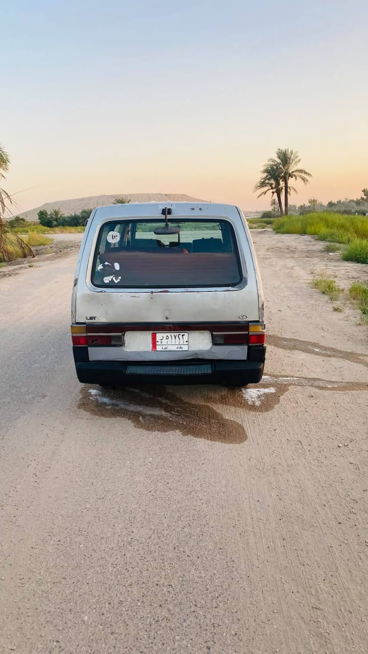 السلام عليكم كيا لبيع 1994 مكينه كير اكسل تخم تاير جديد صدر جديد شواصي لربعه شركه قطرت اخياس مابيهه عل وضع الشركه كله ابلادي عليه 600 هيه عل مشتري السعر 23 وبيه مجال مكانية  حله حي الجزائر ***********اتصل
