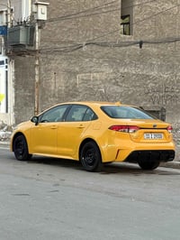 كورلا ٢٣ هايبرد بدون ايرباك داخل لونين عداده 30mi دوشمه عام  السعر ١٦٥...