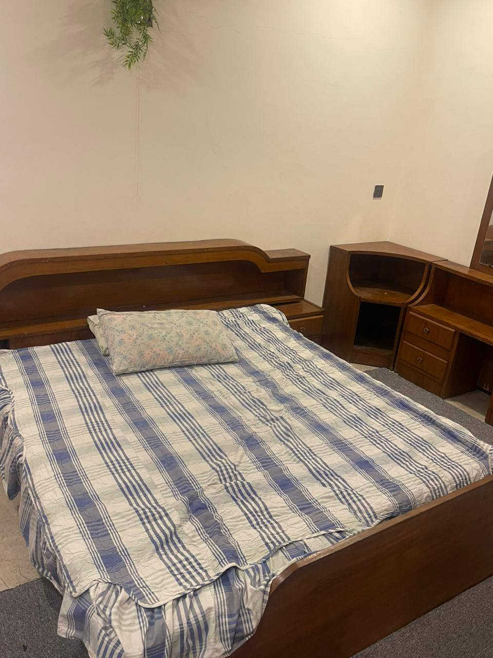 سلام عليكم
غرفة صاج العنوان بغداد حي الجهاد سعرها ٤٠٠ قفل مستعملة للتواصل ***********
