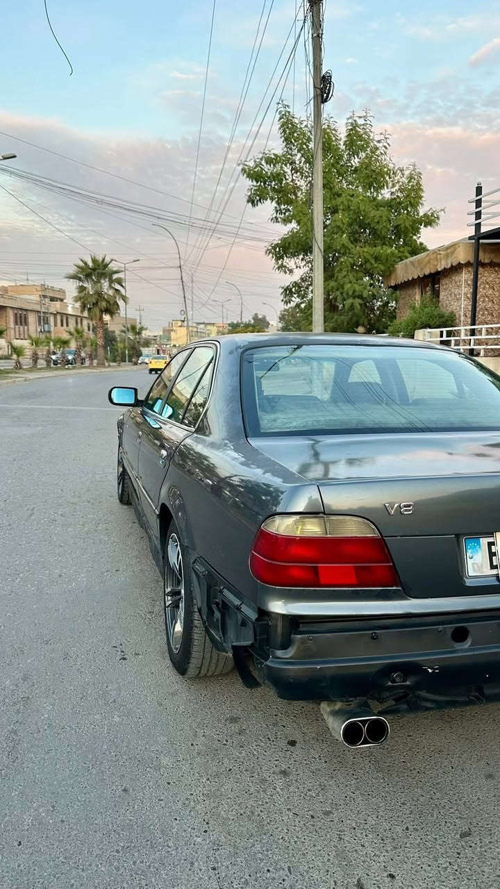 ‏ bmw للبيع 

السعر 55

بي ام صقر كاسحة 740 

موديل 1996

محرك 4400

كير اوتوماتيك + عادي 

نظام اي بي اس ABS + مانع انزلاق تركشن 

وضع قيادة عادي + سبورت

رقم الماني + كوبون + مشروع وطني سنوية 2027

غرفة جلد m كهرب

الكشنات هيتر + كشن السايق خزن ميموري وضعيات

مري جوانب كهرب - زئبق (ضد لايت العالي)

مراية وسطية كهرب 

دبل جام + كهرب

تبريد + تدفئة -التبريد قطعتين 

صندوق شفط

سنتر لوك كامل - قفل مركزي 

سويج تشغيل + سويج ريموت تحكمات

شاشة ايباد مع كامرة صندوق

حساسات امامي وخلفي بالدعاميات بس مامربوط

حساس صعود الجام ع ايد الشخص يوكف الجام

حساسات سكيورتي نظام امان شغال مع هورن 

سيدي جنجر بالصندوق

تحكمات ستيرن + ستيرن يصعد وينزل 

صبغ عام جمالية 

منظومة البانزين كاملة و نظيفة وعليها ادامة 
خابر وادلل ***********
مكان السيارة بالموصل - الايسر

#موصل #الموصل #نينوى
