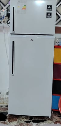 اخوان ثلاجه  للبيع الله شاهد جديده ونبي شراي يتصل 07807478123
