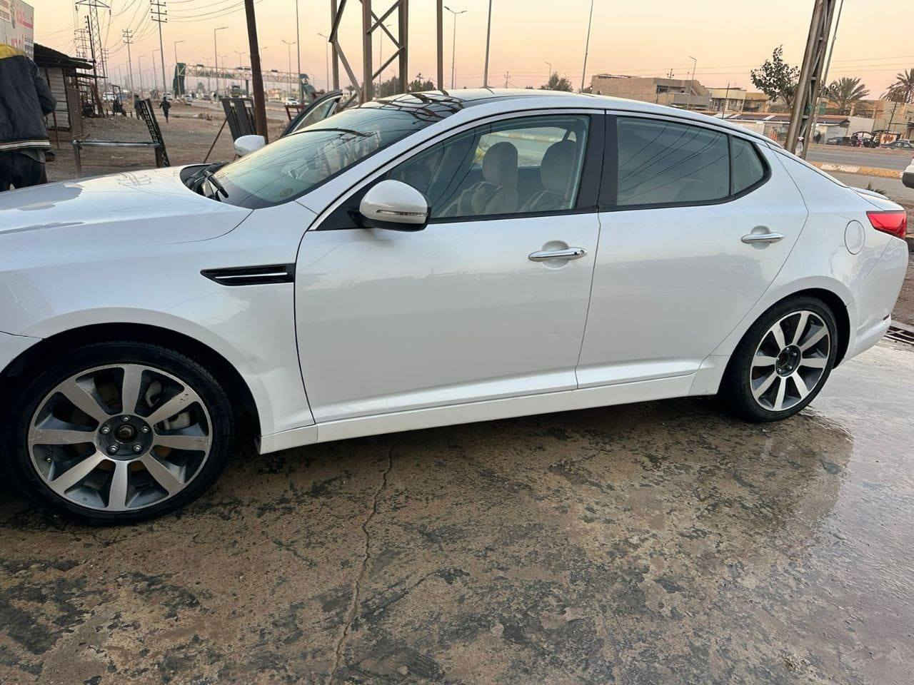 السلام عليكم سياره اوبتما خليجي موديل 12 سياره رقم بغداد سياره احلى من صور سعر 130  واللي يحب يتواصل على  ***********
