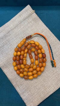 مسبحة أنتيكة • كهرب ألماني • ١٨٫٤٠ غرام