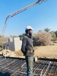باحث عن عمل • مبيت • بغداد