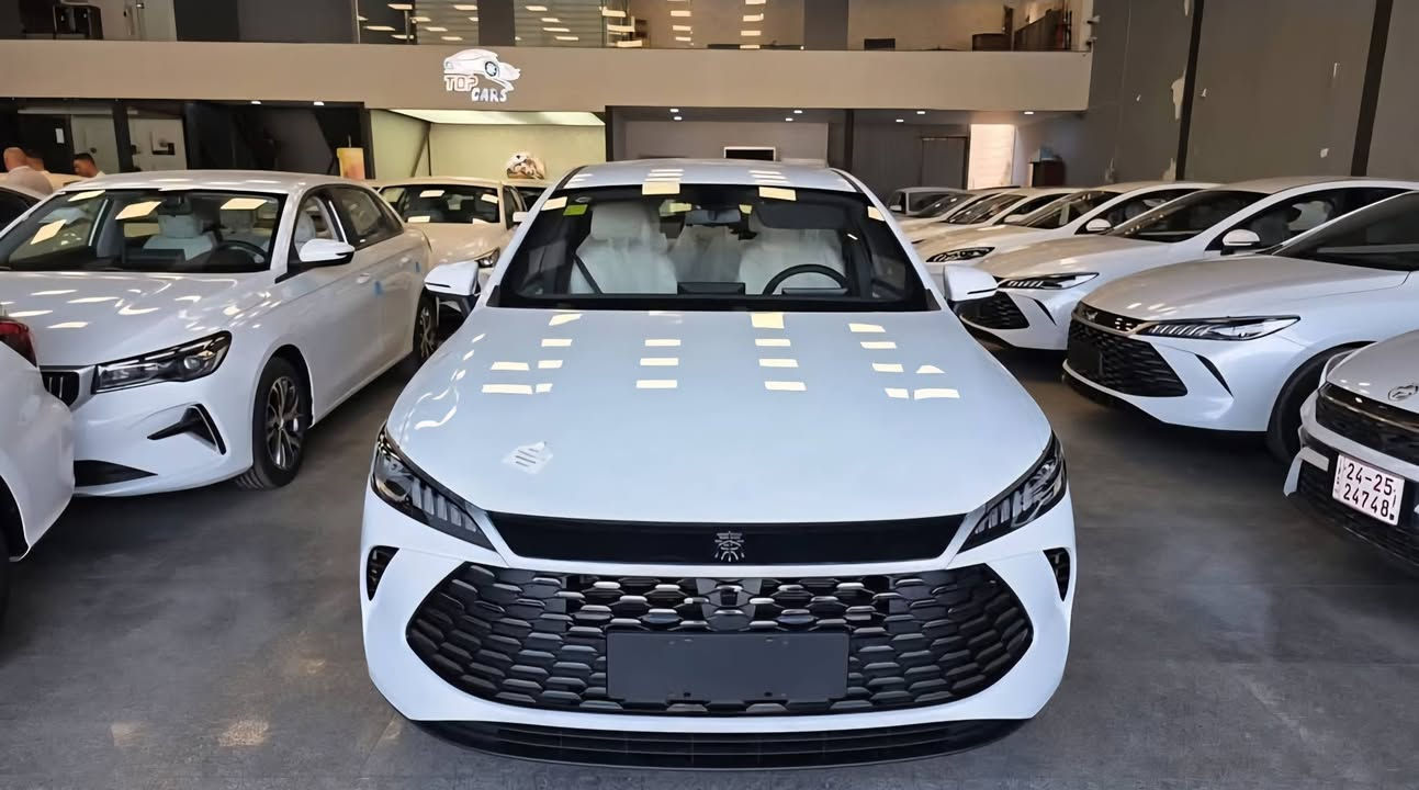 يوجد .نقد.واقساط🚘 BYD بي مفاجئه.مفاجئه.مفاجئه
👑 واي دي گن بلاص نقداً فقط 🚘

🚘موديل 2025البيع نقداً واقساط لدينا اقساط 🌷

يتوفر داخل زيتوني : 

يتوفر ايضا داخل ابيض : 

🔋 المحرك والتقنيات
• محرك 1500cc اقتصادي (Hybrid + Electric + Petrol)
• تبريد أمامي وخلفي قطعتين
• تمشيك مايقارب2100 كم🔥+ على الكهرباء فقط 55km
• بصمة + كارت دخول ذكي
• شاشة وسطية
• كامرة خلفية
• حساس خلفي

💡 الإضاءة والتصميم
• لايت زنون
• بك لايت LED
• ويل اسود مات
• داخل جلد لون زيتوني
• تحكم مقود جانبين

ملحقات:- شاحن + كارت+ ماسحات+ مثلث وجميع التفاصيل

تجربة قيادة مختلفة وتفاصيل تليق باللي يدور على شكل + أداء + تقنية.

📍 العنوان: بغداد – البياع – الشارع الاول
البيع اقساط ونقد 🌷

📞 للحجز والاستفسار***********👑***********
