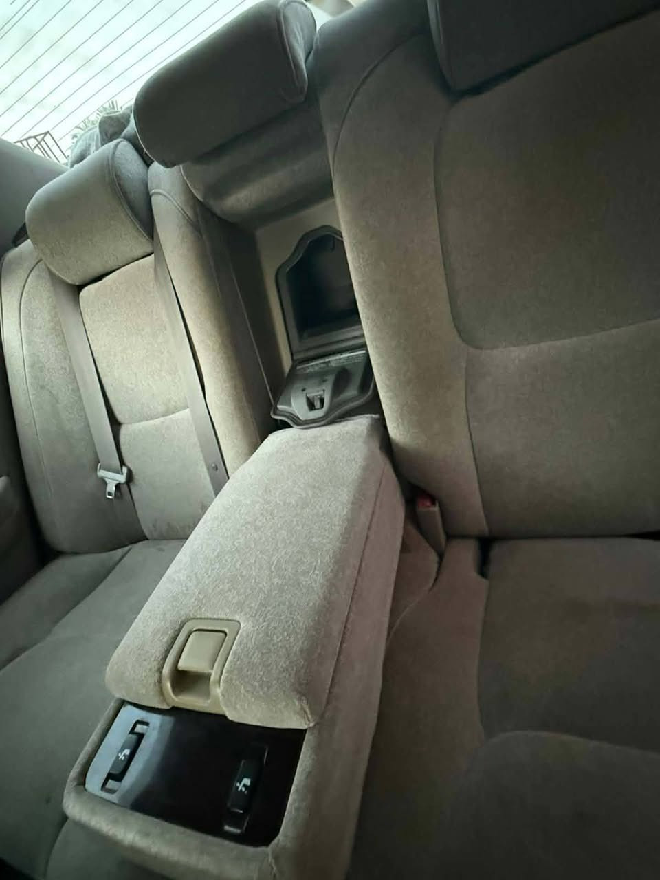 جنون دوات كصت قماره
4دكم ثلاجه 
تبريد خلفي 
دخول جديد
بيه كتاب حجز 
عل ترقيم
فول عده لفتحه
كشنات كرهبائي
محرك ديفور 
جبير 
شاصي 175
مامتواجد عل فيس ***********
السعر 55 وبيه مجال
