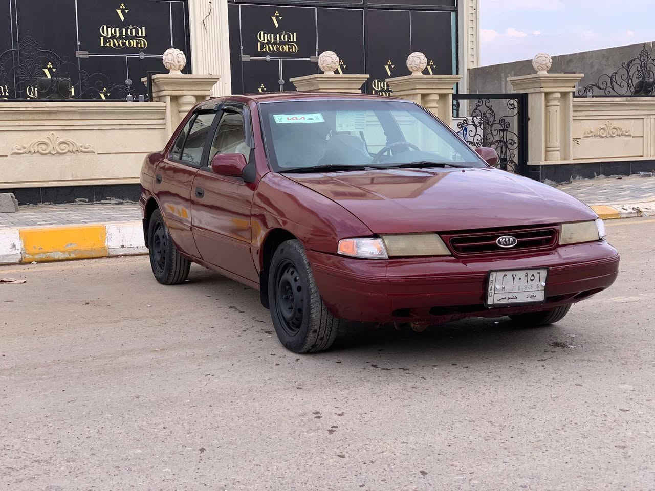 السلام عليكم للبيع كيه سيفيا موديل 1993محرك وكير اوتو شرط امامي خلفي جديد داخل جديد صبغ عام جمالي بدون حادث رقم بغداد مشروع وطني تايرات جدد مسجل شغال بطاين جدد 
سعر 33وبيها مجال
صلاح الدين تكريت
الهاتف‏‪0771 359 0517‬‏
