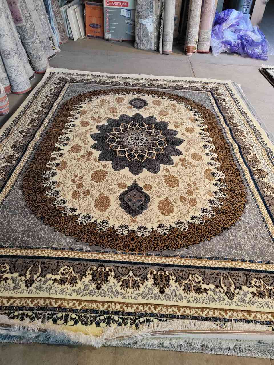 عروض ❤️ وهدايا 🎁 مجانية تصل الى 100 الف دينار   خاصة بعيد الفطر المبارك من تطبيق فريزون ❤️
شوفوا رابط الفديو الخاص بالهدايا بالتعليقات مباشرة 
الزوالي الكاشان والحرير الاصلية كلها في مكان واحد هو تطبيق ومتجر فري زون  المنطقة الحرة الاولى في العراق منذ 2012 
زوالي كاشان الاصلي 440 شانه التراكم العالي 1160 والخملة العالية بسعر الجملة يصلكم للمنزل في كل العراق 🇮🇶
#توصيل  مع كفالة و #ضمان  شركة #فريزون  للسجادة لمدة  10 سنوات كاملة 
💞 كاشان 440 شانه الاصلي الثخين ( الثقيل ) 
 وزن المتر المربع  1.85 كيلو غرام 💞
التراكم العالي 1160 
#كاشان 350 شانة الاصلي 
وزن المتر المربع 1.4 كيلو غرام 

#حرير_تركي ايموجي 
#حرير تركي 
#
كل الزوالي كاشان الاصلية تأتيكم من #فريزون مع 
🥇 التراكم العالي 1160  اطار جلد بقري اصلي 
🥇خيط صوف ملمس ناعم جداً 
🥇 ليبل مدينة كاشان الاصلي لكل زولية 
🥇اطار جلد بقري اصلي 
🥇 كراكش سراويين 
🥇 خيط BCF 
🥇ظهر الزولية نقشة ( Jut ) 
الافضل الان في العراق بسعر الجملة من #فريزون 💯
#زولية   #كاشان الأصلية الارقى في العالم
بالاضافة الى مواصفات راقية للزوالي تشمل  
❤️خملة عالية -❤️ ثقيلة - ❤️ثخينة - ❤️خيط صوف ملمس ناعم
للحجز ارسلوا صورة النقشة المطلوبة مباشرة للصفحة 
او الى واتساب الشركة 
☎️ ***********
☎️*********** 
او الاتصال على مركز خدمة الزبائن والمبيعات مباشرة 
☎ ***********   سارة 
☎ ***********   رنا 
#زولية
 #زوالي
 #كاشان
 #سجاد
 #فرشات
#فرش
 #شتاء2024
 #شتاء2025
#كاشان #فريزون
