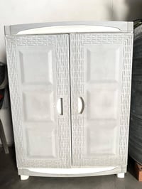 سليمانية • للبيع • خزانة