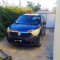 سيارة رينو فرنسي نوع لودجي موديل 14 / 7 راكب  السعر 85 للإستفسار أكثر ...