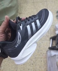 اديداس اندوسيا • نسائي طبي • قياس ٣٥-٤٠