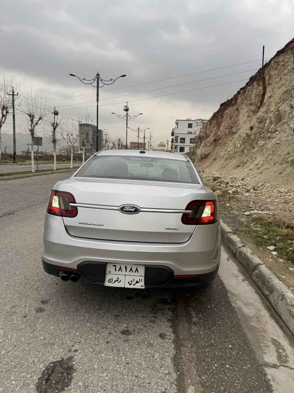 السلام وعليكم توريس 2011
بيها قطعه صبغ مكينه جديده شادلها 

وعليها 24 ورقه غرامه ينزل من سعرها 

مواصفاتها شفتات وحساسات وتحديد سرعه 

سعرها 105 وشوية مجال 
او مراوس حسب القناعه

***********
